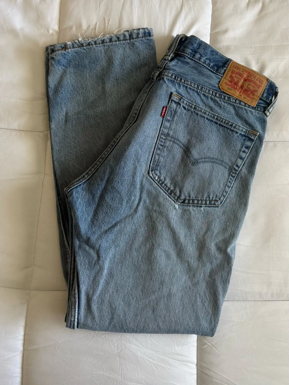 Levis vintage distressed